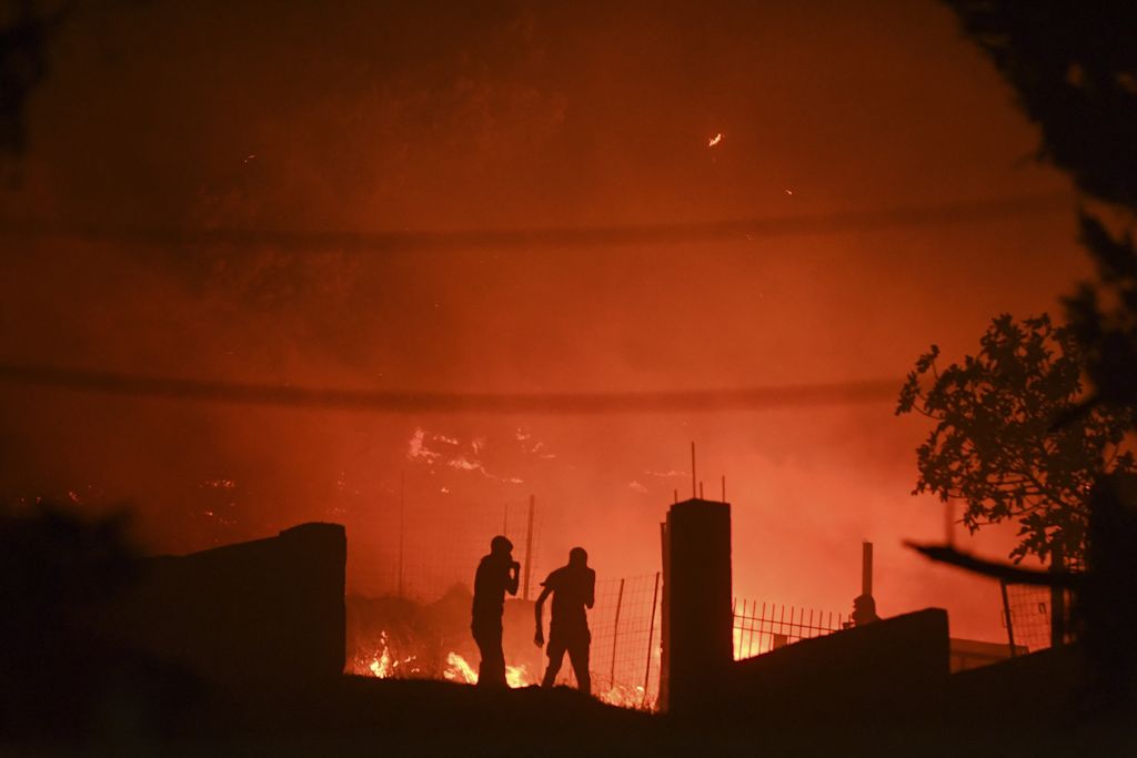 Greek wildfire rages near Athens Athens,Disaster,fire,Greece,Mount Penteli,wildfire Horizontal 