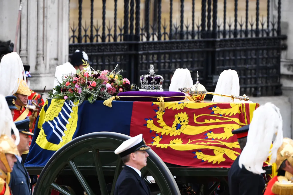 II. Erzsébet brit királynő, II. Erzsébet temetése, temetés, halála, II. Erzsébet halála, királynő, royals death, koporsó, 