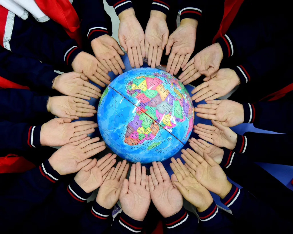 Handan students celebrate World Earth Day HANDAN STUDENT WORLD EARTH DAY HEBEI Horizontal A Föld napja a világban 