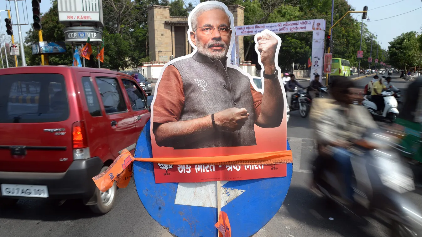 Narendra Modi lett India miniszterelenöke, BJP 