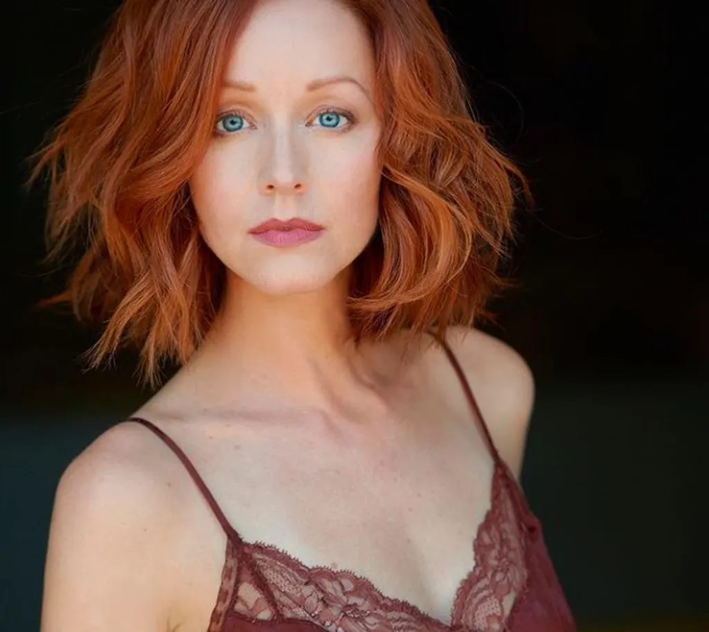 Lindy Booth 