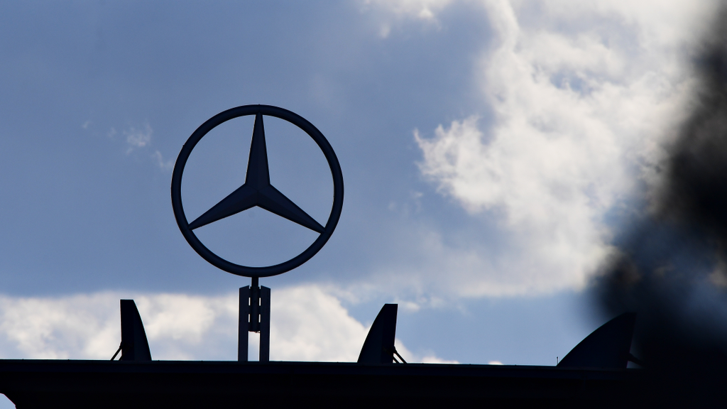 Forma-1, Eifel Nagydíj, Mercedes logo 