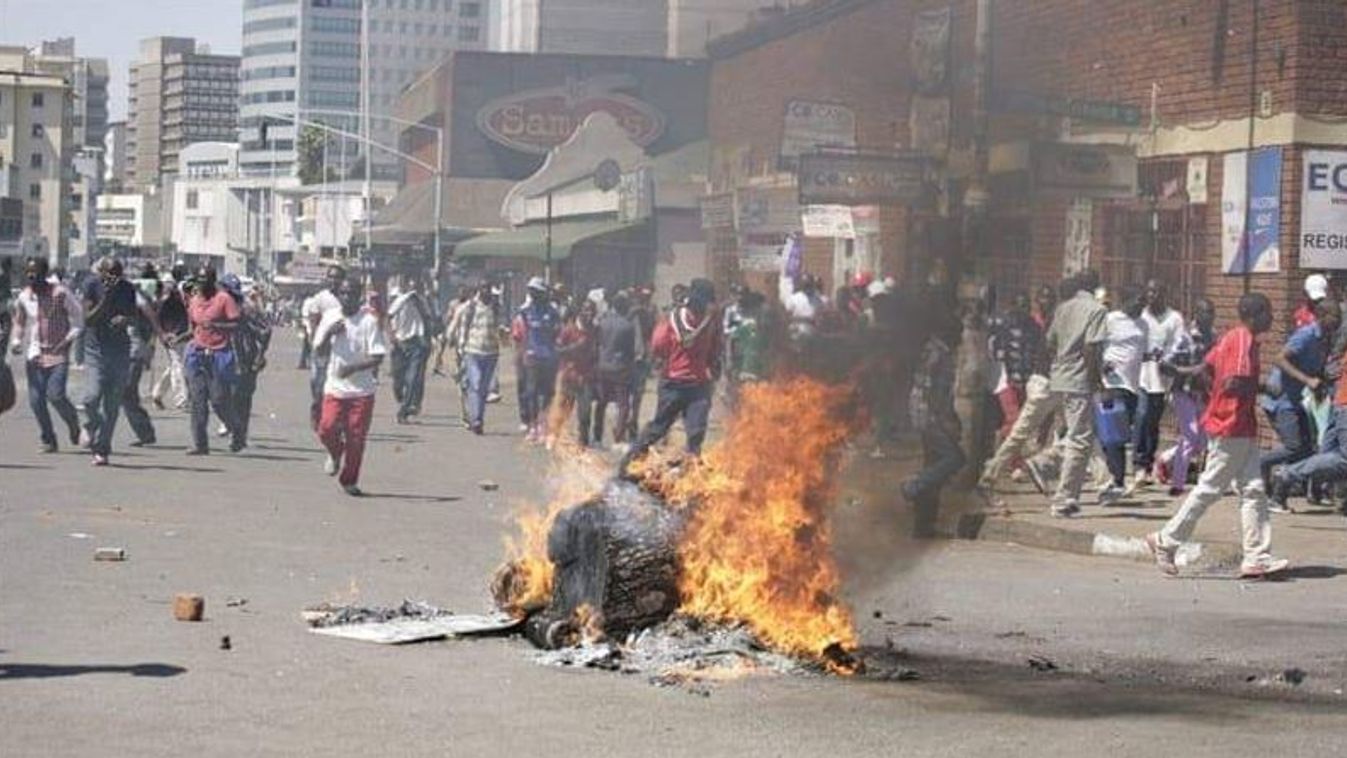 Zimbabwe, tüntetés 