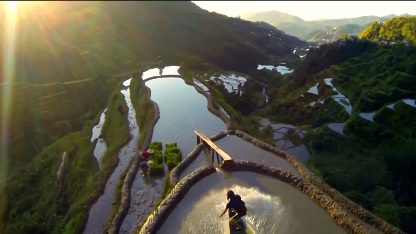 Brian Grubb wakeskater meglovagolja a fülöp-szigeteki rizsföldeket 