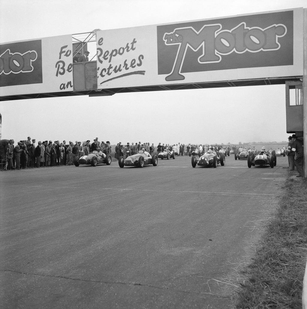 Forma-1, José Froilán González, Giuseppe Farino, Juan Manuel Fangio, Alberto Ascari, Scuderia Ferrari, Brit Nagydíj 1951 