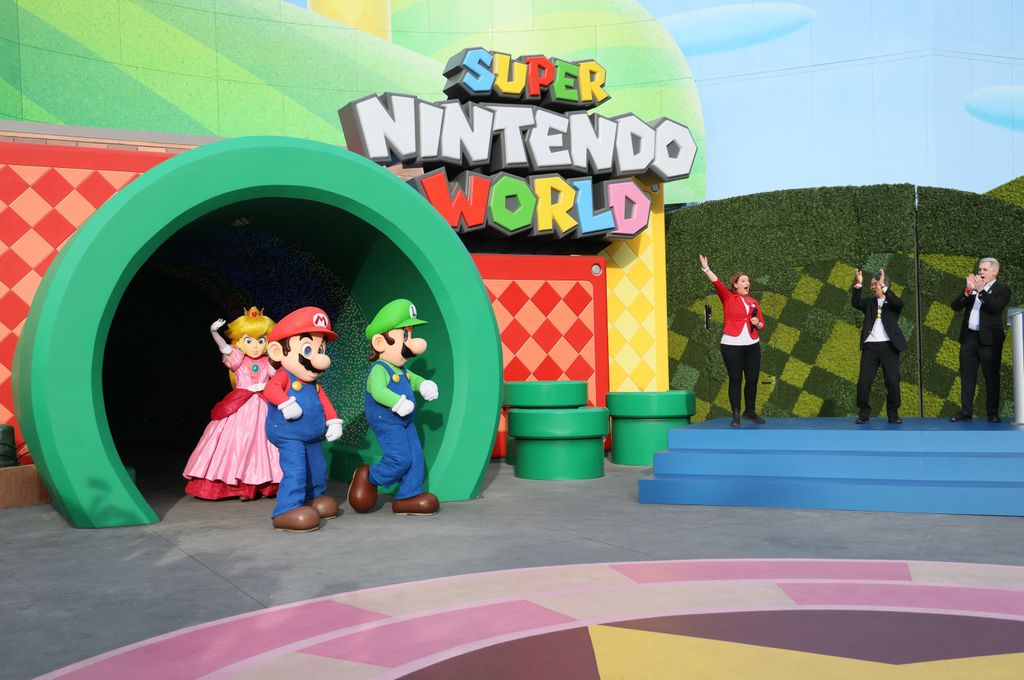 Super Nintendo World megnyitója Kaliforniában  "SUPER NINTENDO WORLD" With Red Carpet And Welcome Celebration GettyImageRank3 Welcome Character Theatrical Performance USA California Color Image Photography Film Industry Red Carpet Event Universal Cit 