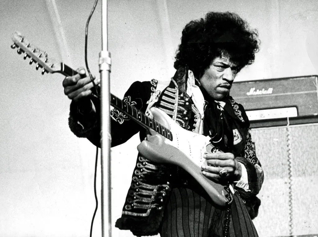 Jimi Hendrix 40, Horizontal SUR SCENE MUSIQUE 