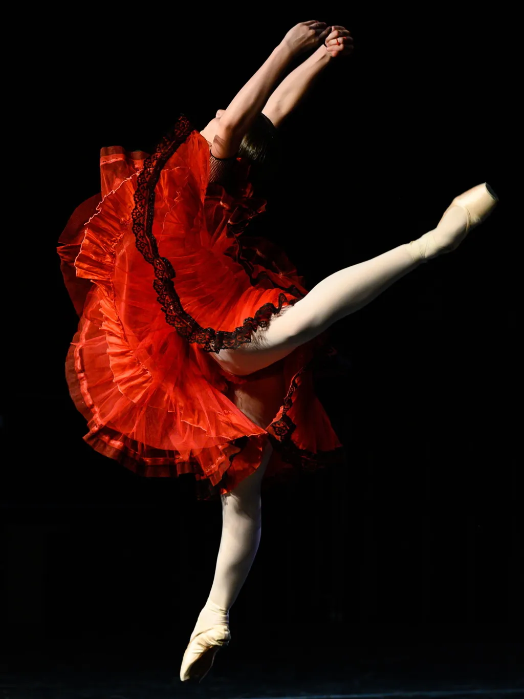 BILIK, Polina balerina balett-táncos CSELEKVÉS egész alakos fotó FOTÓ KÉPKIVÁGÁS Közéleti személyiség foglalkozása művész SZEMÉLY táncol, Balett, Veszprém, 2023. június 26., Magyar Nemzeti Balettintézet igazgatója, Hungarian Ballet Grand Prix 