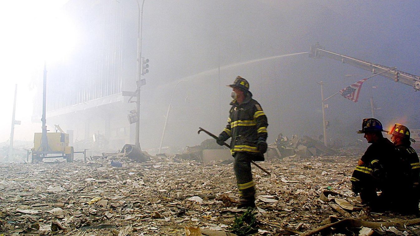 szeptember 11., 9/11, 911, terrortámadás, terrorizmus, new york, world trade center, wtc, tűzoltó, tűzoltók, rák, rákos megbetegedés, romok, rom 