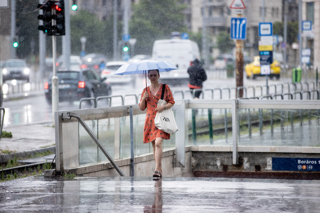 eső zivatar vihar időjárás Budapest 