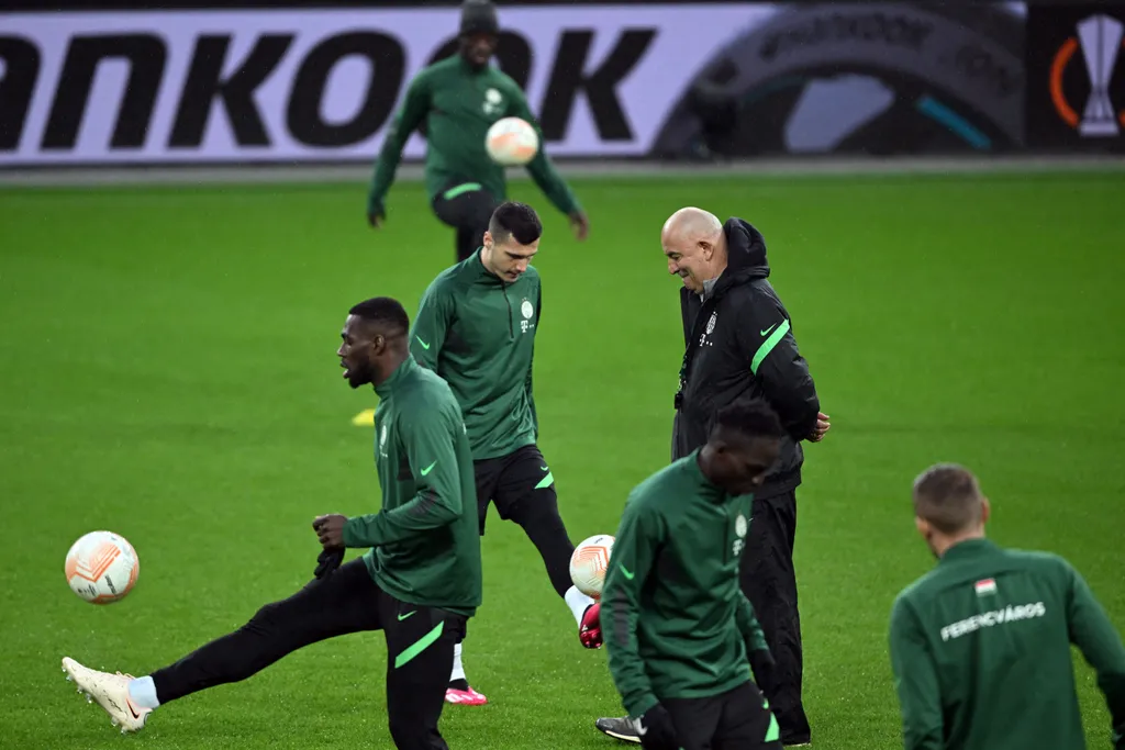 Training Ferencvaros Budapest Sports soccer Horizontal EUROPA LEAGUE 