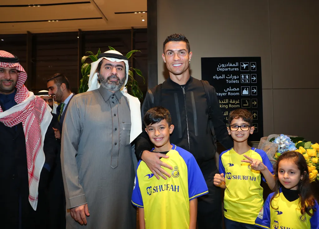 Saudi Arabia's Al Nassr to hold signing ceremony on Tuesday for Cristiano Ronaldo Al Nassr,Cristiano Ronaldo,Mrsool Park stadium,Riyad,Saudi Arabi Horizontal 