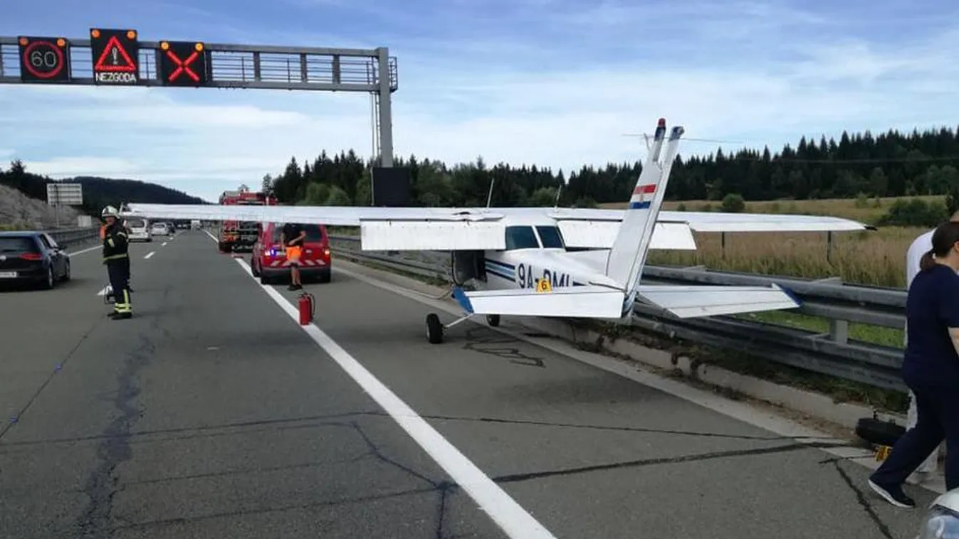 kisrepülő landolt a horvát autópályán 