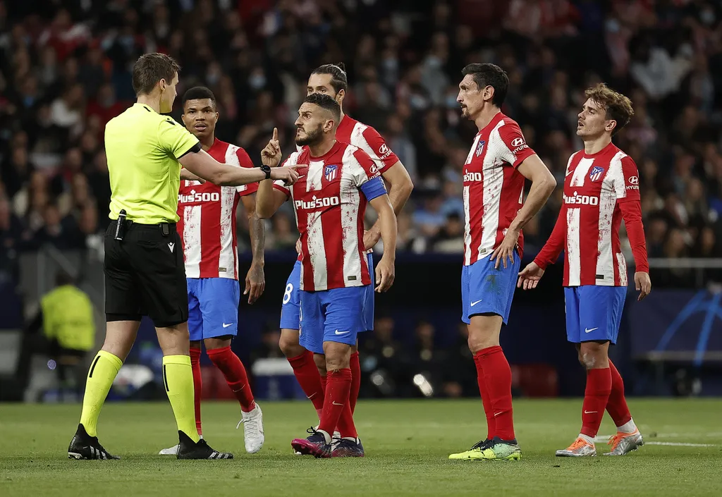 Atletico Madrid v Manchester City - UEFA Champions League 2022, Atletico Madrid, Madrid, Manchester City, Spain,April,Foot Horizontal 