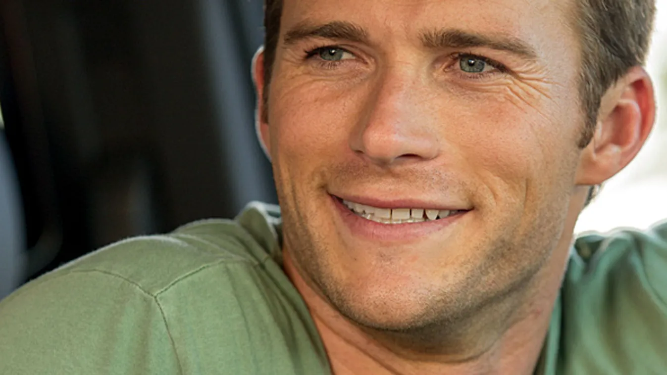 Scott Eastwood 