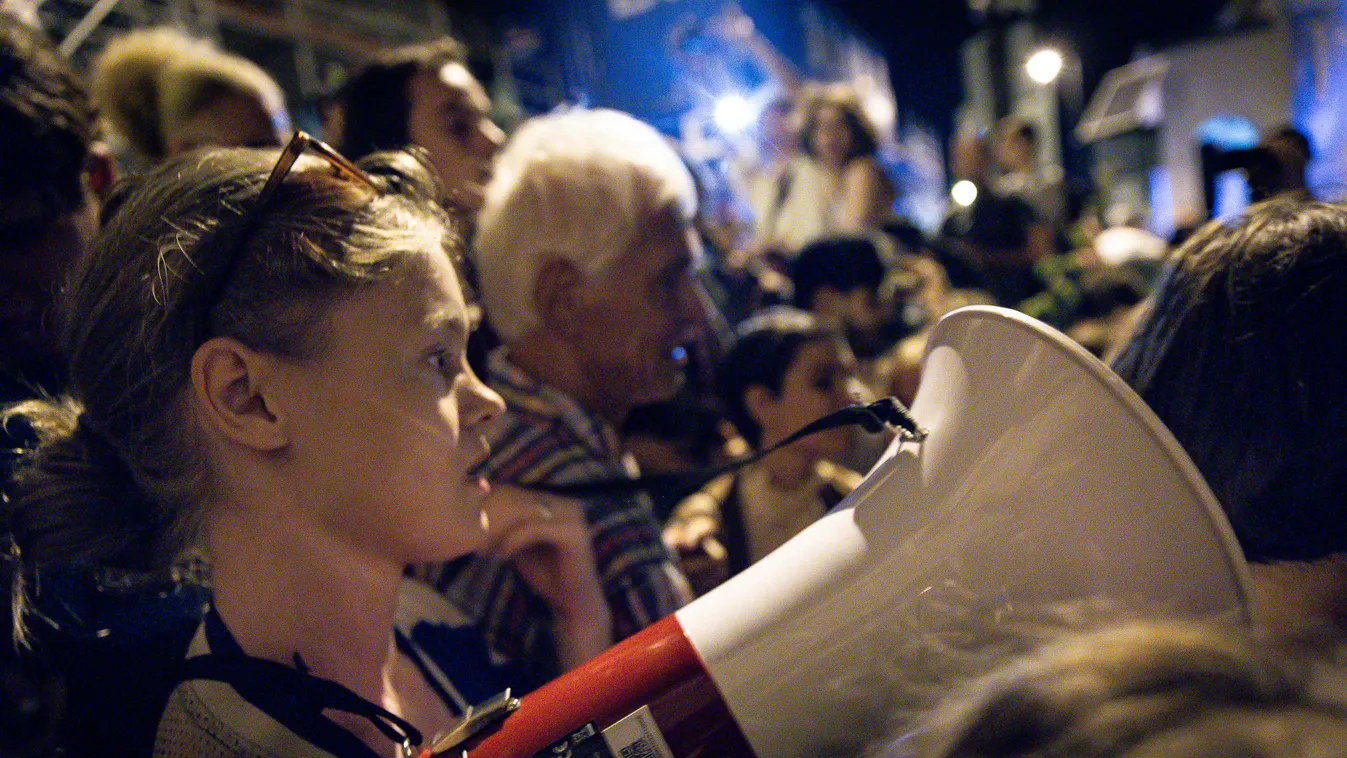 Demokrácia napi tüntetés, Budapest, 2023.09.15. oktatás, tanulás, tanítás, tanító, diák, tanár, 