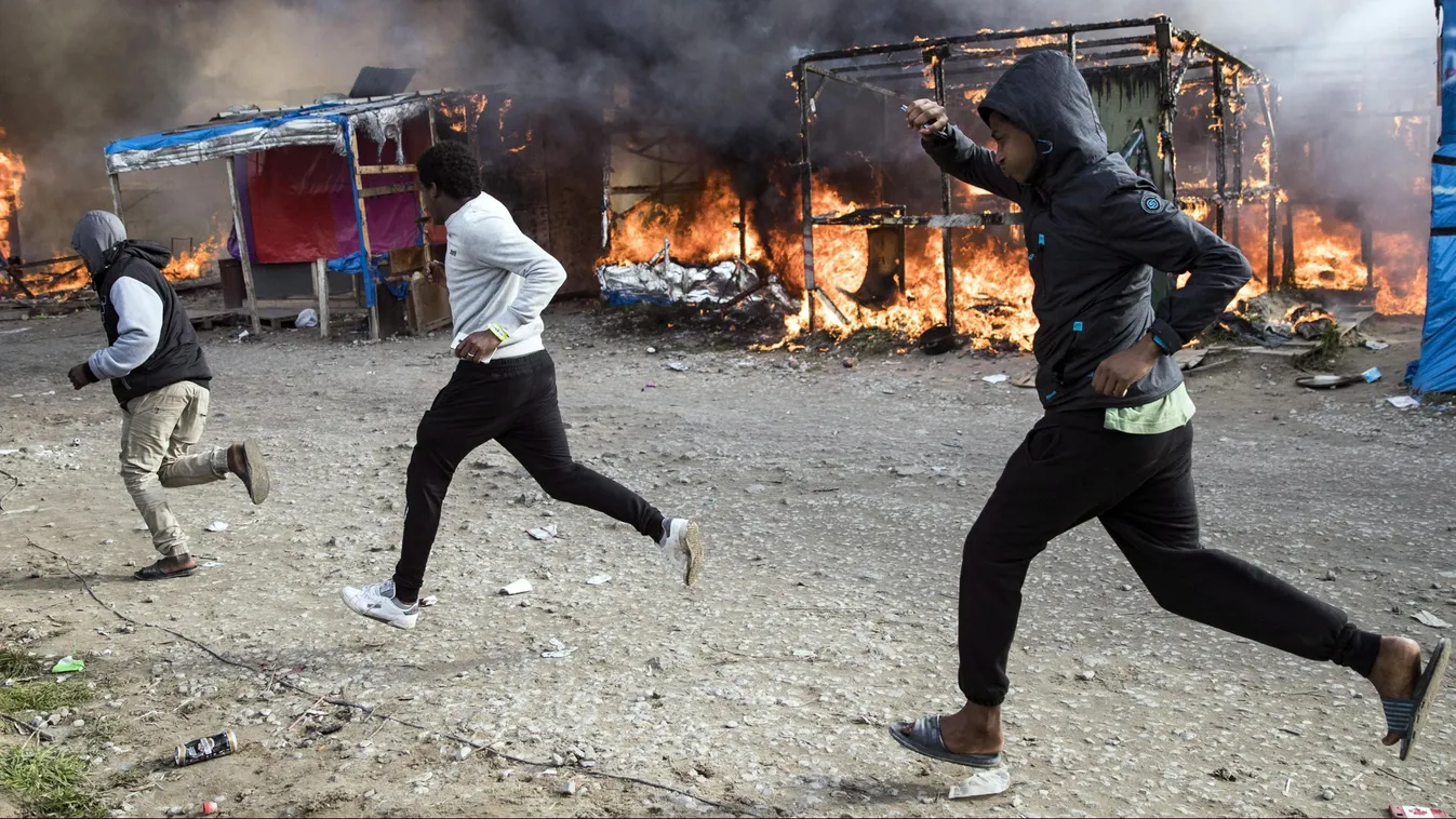 Calais Dzsungel menekülttábor felszámolása 