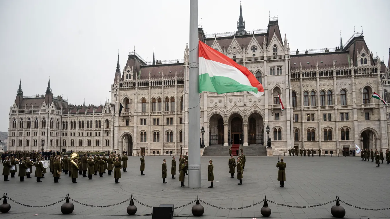 NOVÁK Katalin; RUSZIN-SZENDI Romulusz; KUN SZABÓ István 