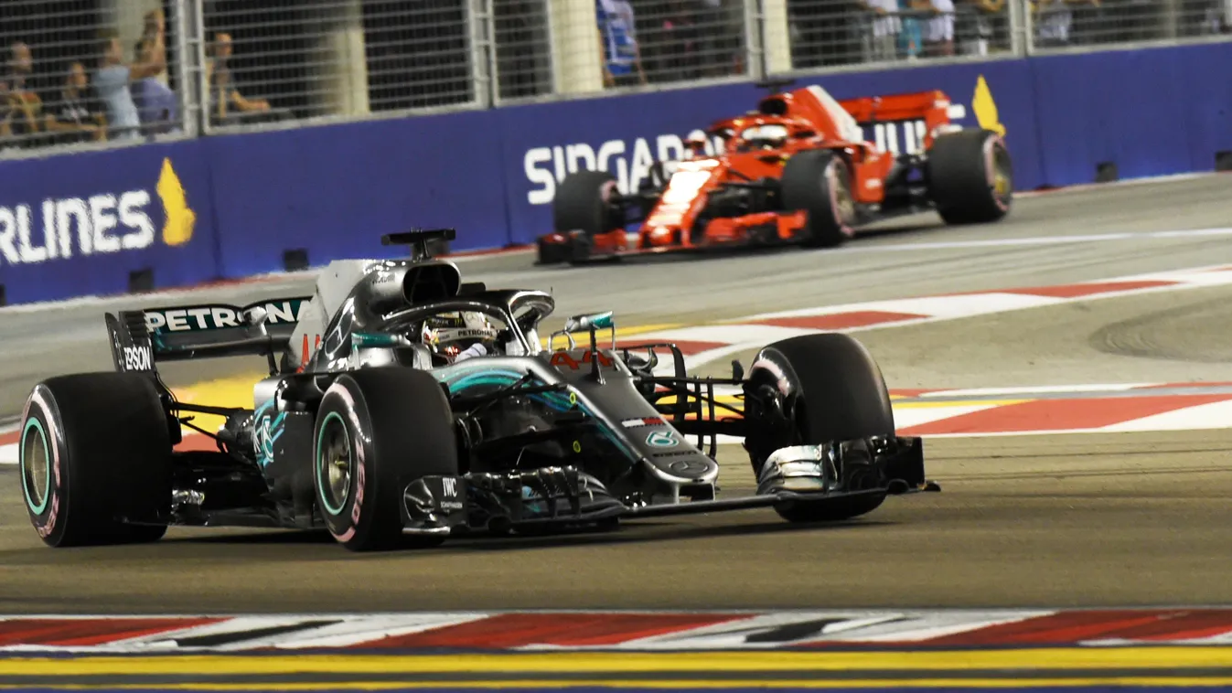 A Forma-1-es Szingapúri Nagydíj, Lewis Hamilton, Mercedes, Sebastian Vettel, Ferrari 