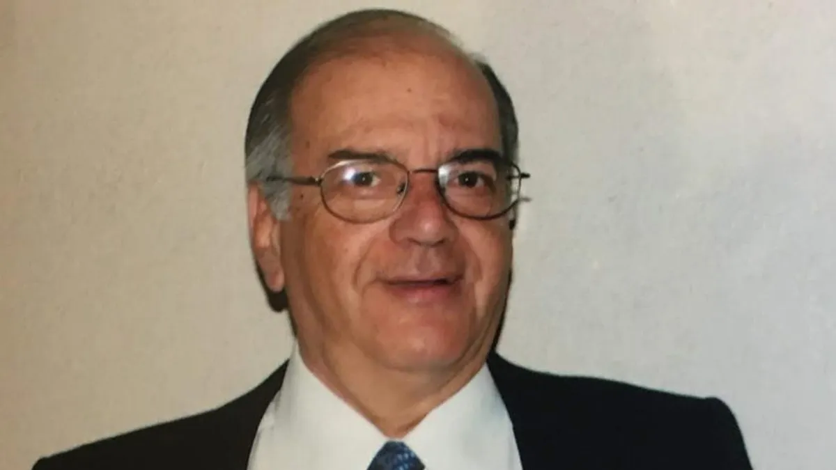 Meghalt James Schmerer ORIGO