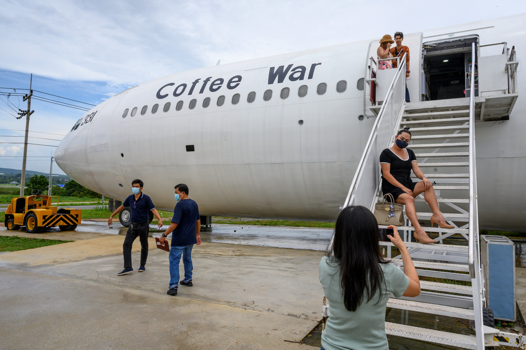 Thaiföld repülőgép-kávézók
Horizontal CAFE AIRLINE RESTAURANT CORONAVIRUS COVID-19 OFFBEAT PLANE PANDEMIE 