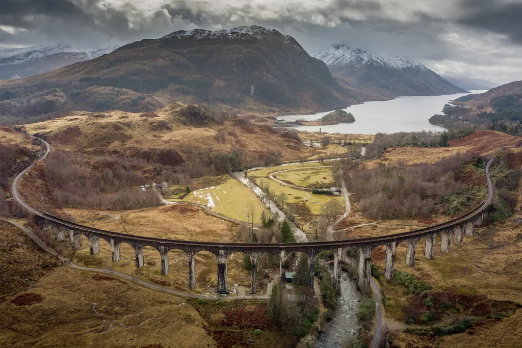 A Harry Potter-filmek miatt vált ismertté ez az egyedülálló skót viadukt, Glenfinnan Viaduct, galéria, 2023 