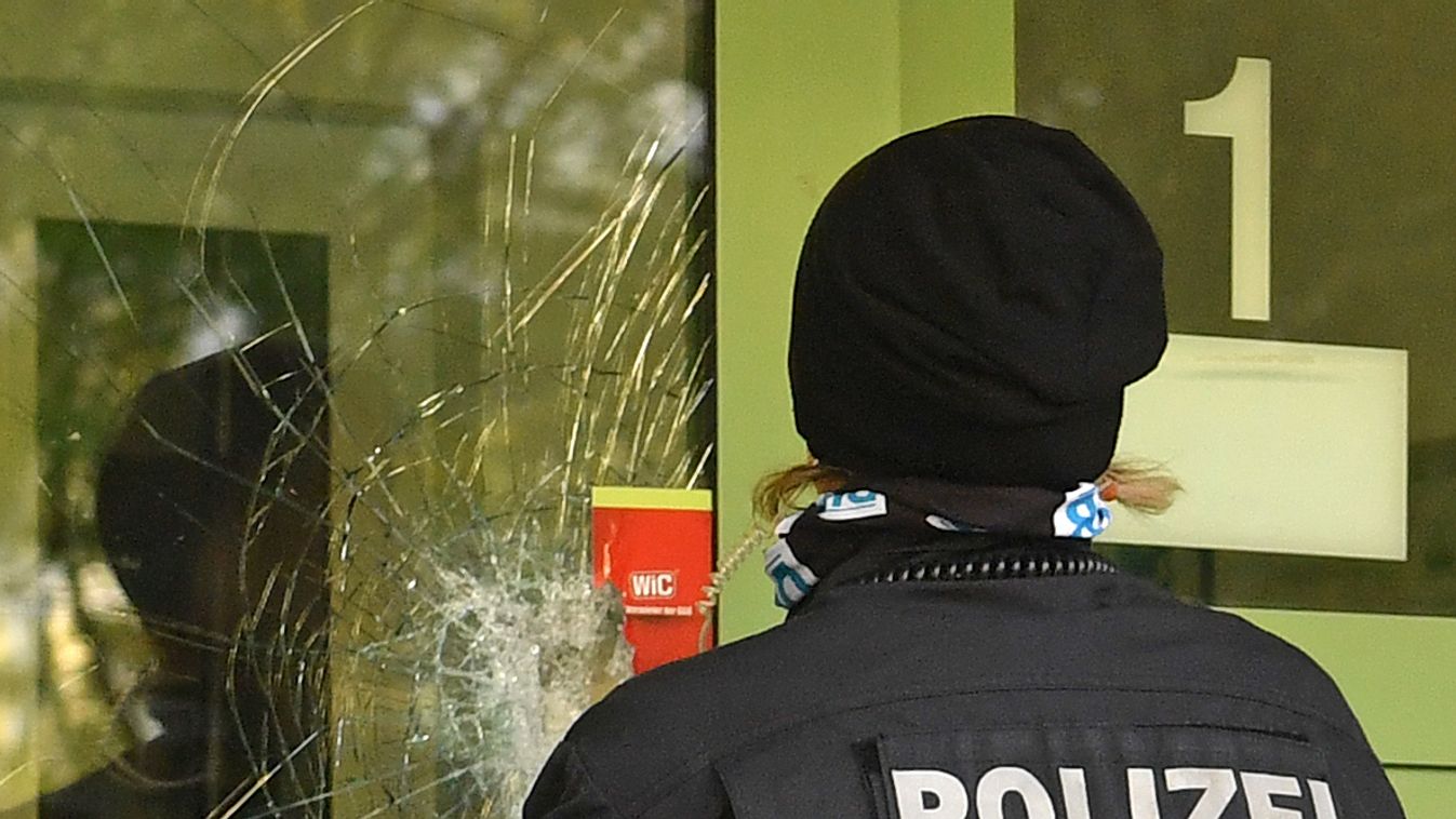 Police operation in Chemnitz police bombs explosives 