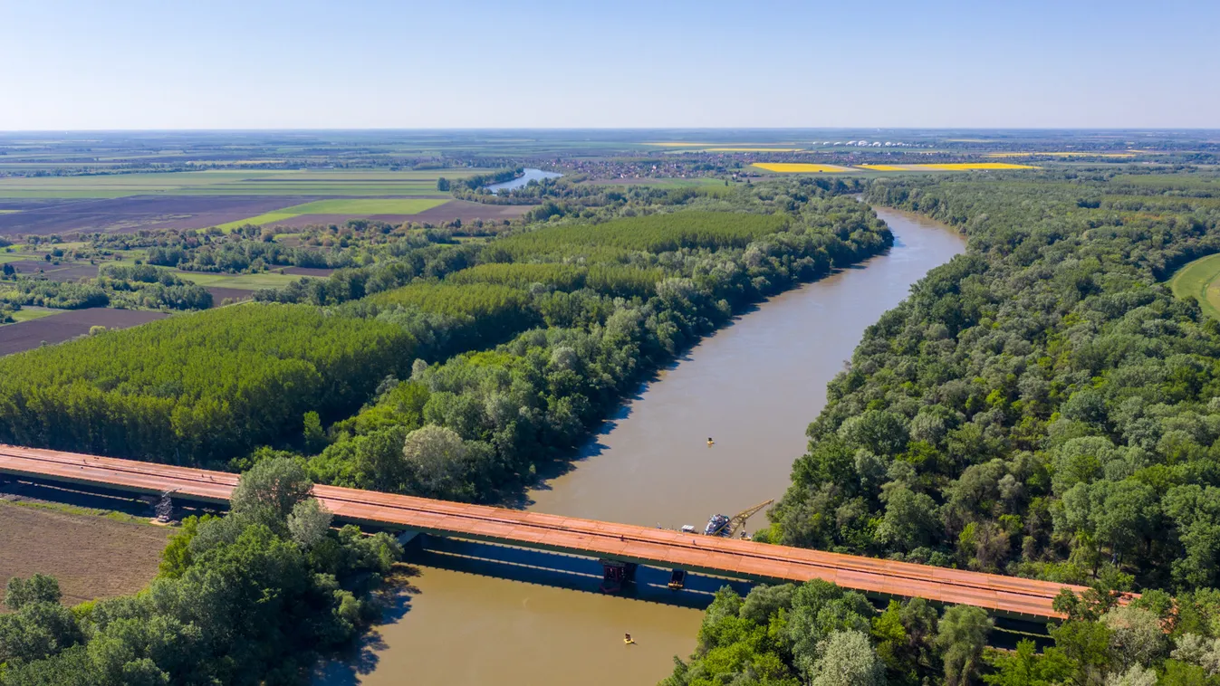 2021 Besenyszög Duna Aszfalt M4 NIF Nagy Mihály Tisza Tisza híd autóút betolás hídépítés 