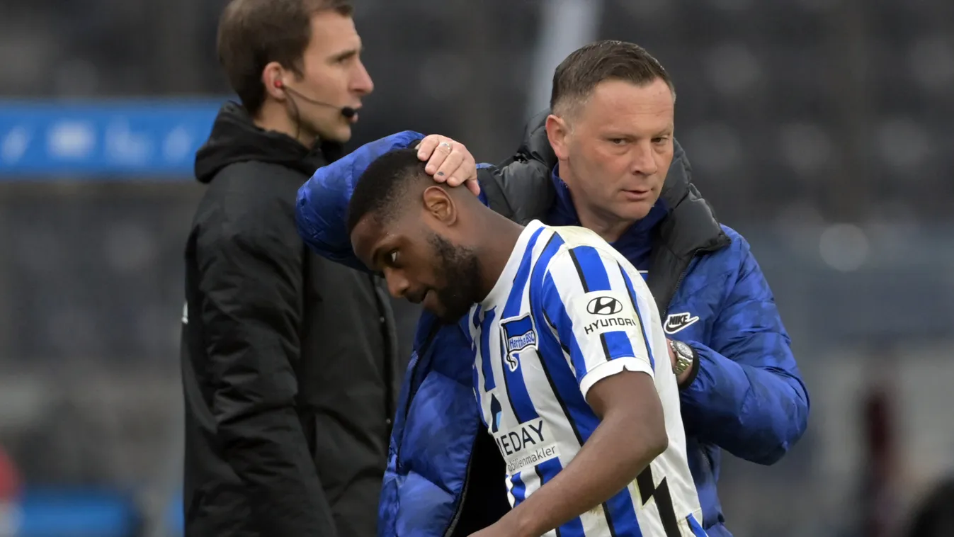 Hertha BSC - FC Augsburg Sports soccer --- Bundesliga Horizontal, Jhon Cordoba, Dárdai Pál 