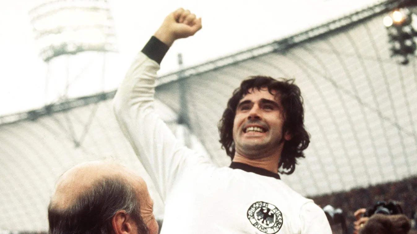 Bomber Müller will be 75 Sports soccer National Team Bundesliga Munich Miller Germany Bavaria Gerd Müller 