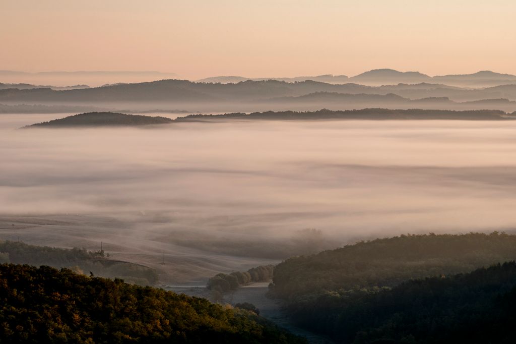 Gyönyörű képeken a reggeli köd Nógrádban, galéria, 2023 