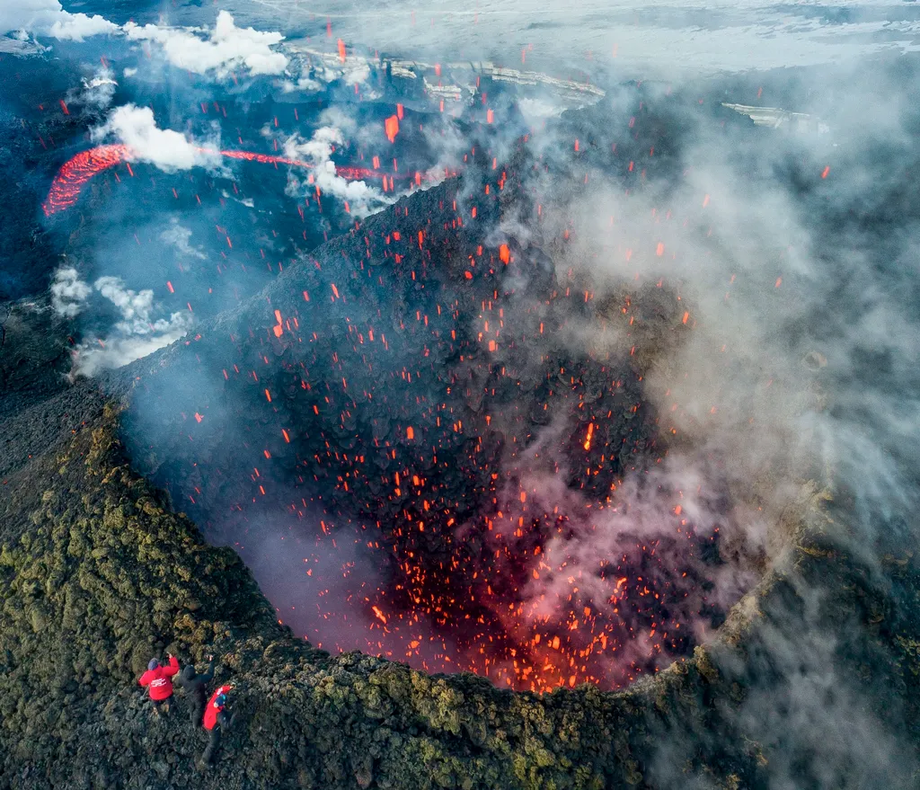 vulkán, Oroszország, Kljucsevszkoj, vulkánkitörés, 2021, galéria 