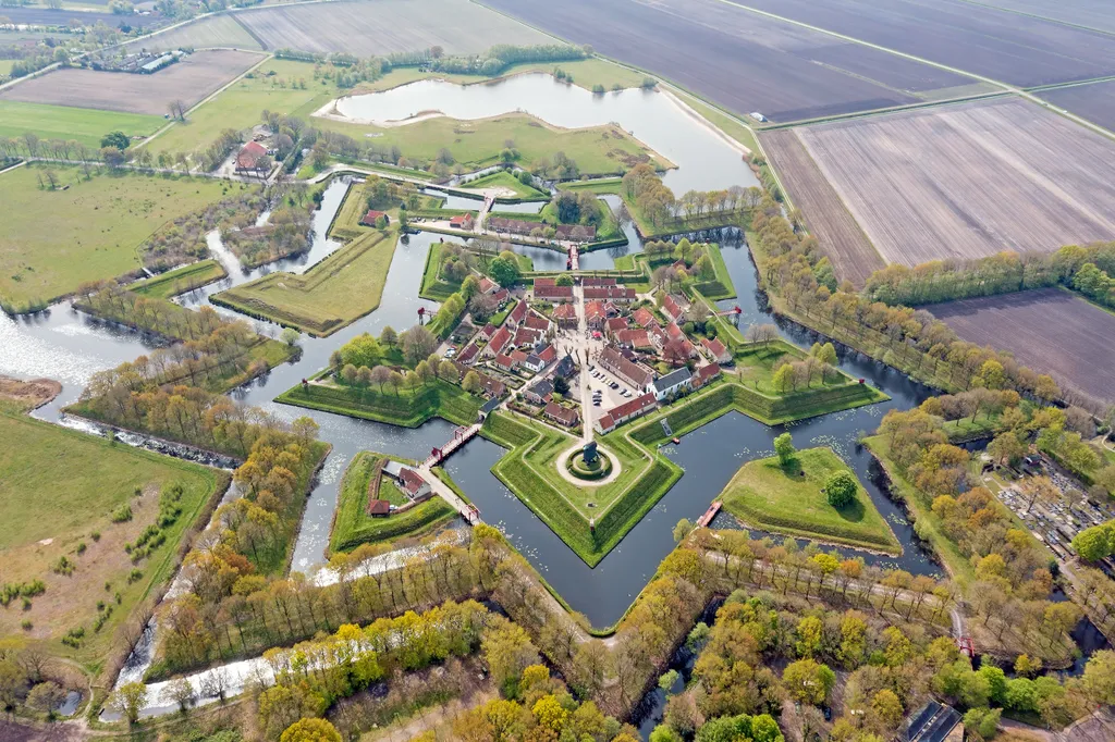 Hollandia, Erőd, Bourtange, csillagerőd, 1500-as évek, Groningen régió, 1593, falu 