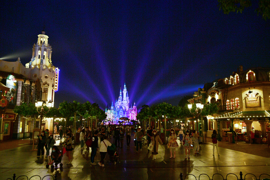 Sanghaj Disneyland megnyitó 