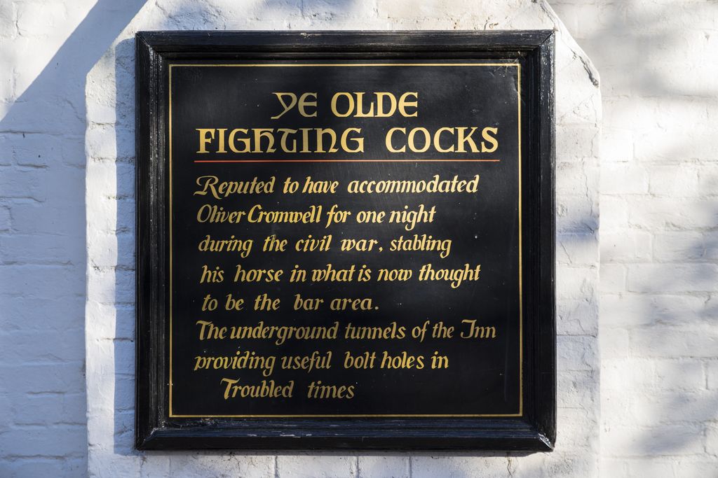 Ye Old Fighting Cocks, kocsma, anglia, régi, legrégebbi, pub 