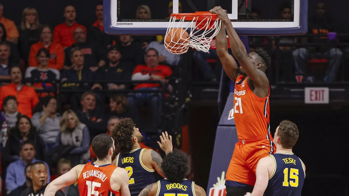 Michigan v Illinois GettyImageRank3 SPORT men's college basketball BASKETBALL 