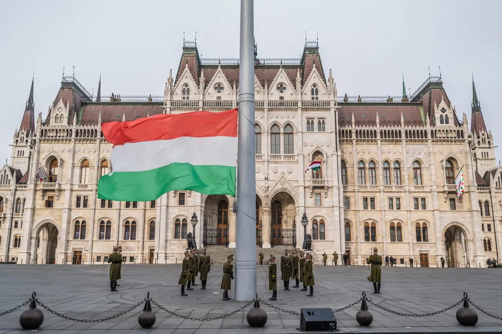 Az 1848/49. évi Forradalom és Szabadságharc Emléknapja 
Magyarország nemzeti lobogójának ünnepélyes felvonása
2021. március 15. 
Parlament, Kossuth Lajos tér 