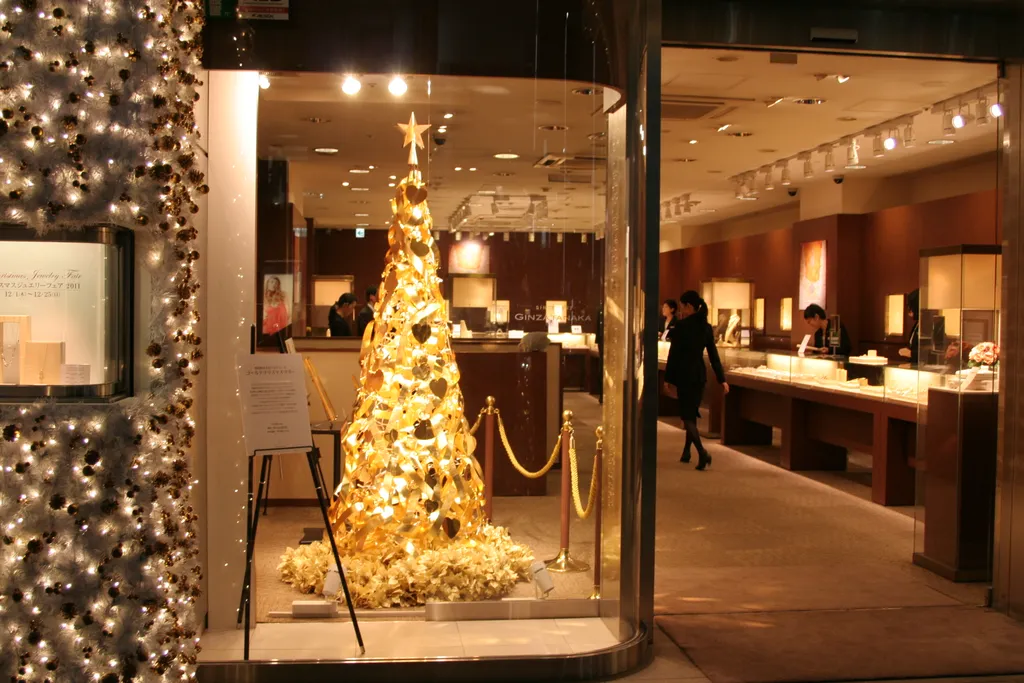 Top 10 legdrágább karácsonyfa  Ginza Tanaka Jewelry Shop – Tabletop Tree 