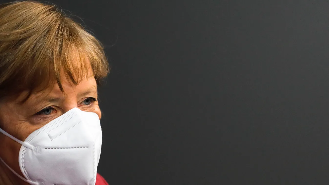 MERKEL, Angela Berlin, 2021. április 16.
Angela Merkel kancellár a koronavírus-járvány elleni védekezés erősítését célzó törvényjavaslat vitáján a német parlament, a Bundestag berlini üléstermében 2021. április 16-án.
MTI/AP/Markus Schreiber 