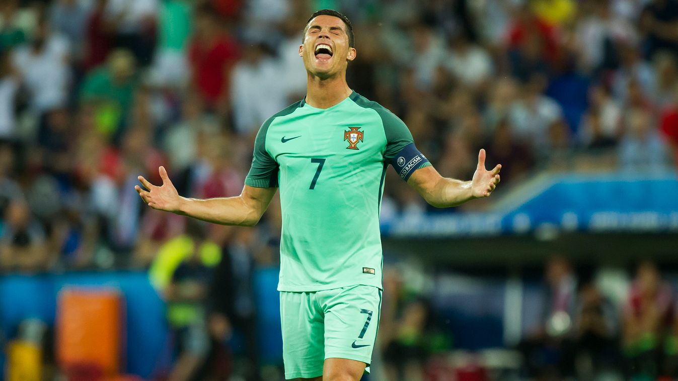 Cristiano Ronaldo Portugália - Wales Európa Bajnoki elődöntő - Lyon Portugália 2-0-ra továbbjutott 