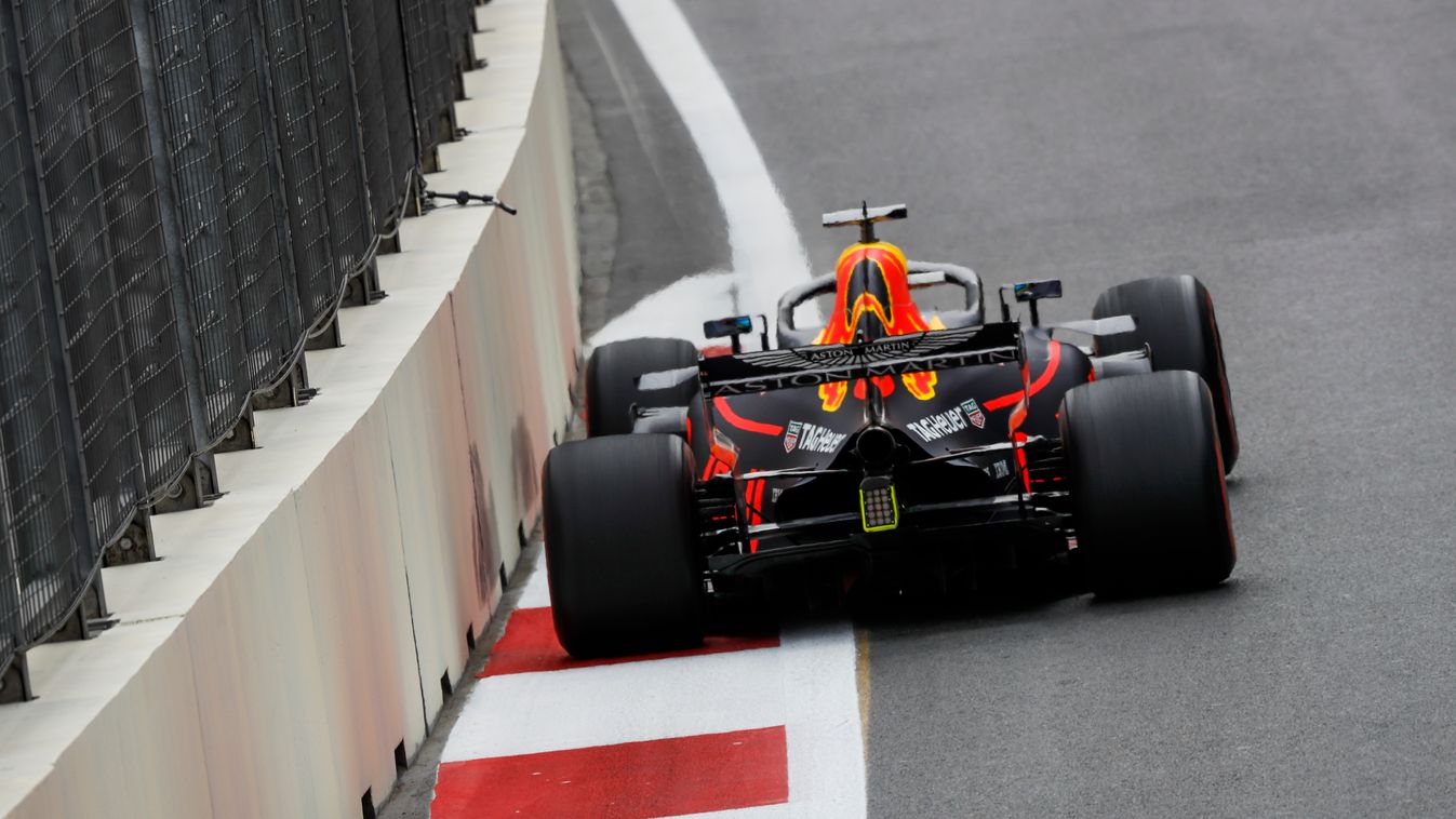 A Forma-1-es Azeri Nagydíj pénteki napja, Daniel Ricciardo, Red Bull Racing 