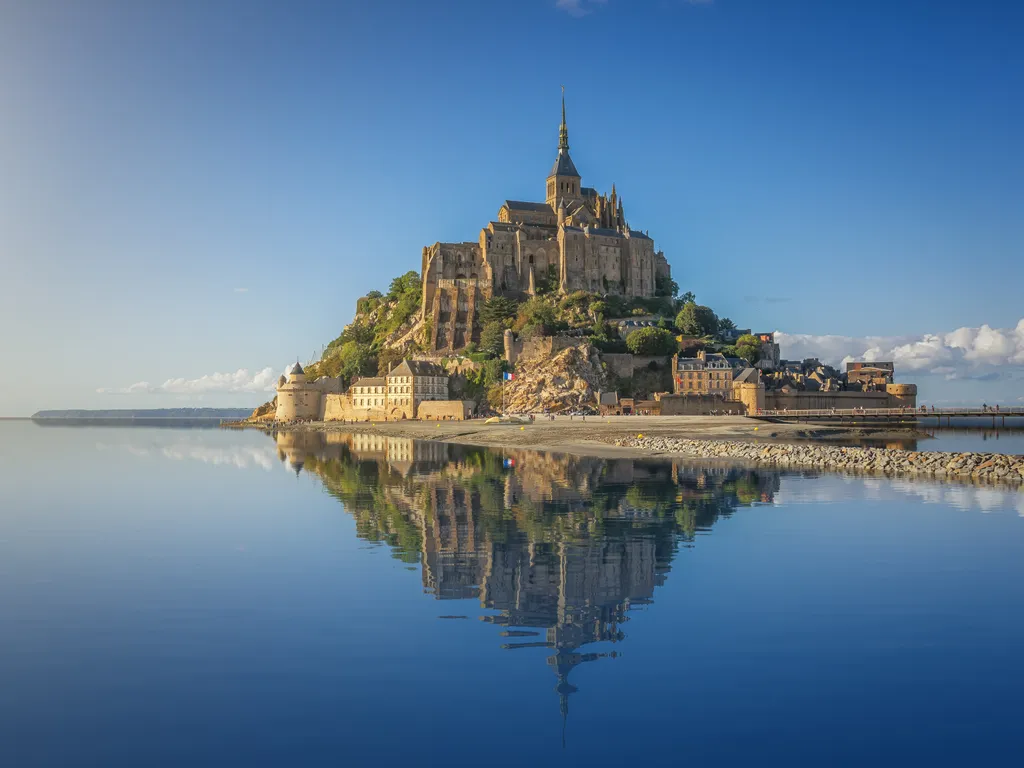 Legszebb történelmi kastélyok, Mont St-Michel, Franciaország 