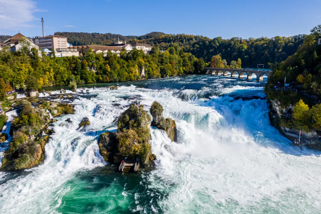 Rheinfall: Svájcban található Európa legnagyobb vízesése, galéria, 2023 