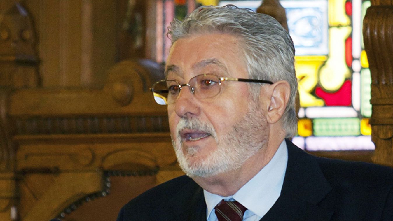 Ujkéry Csaba,  országos igazságszolgáltatási tanács egykori elnöke