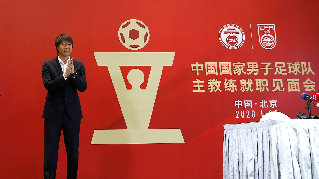 (SP)CHINA-BEIJING-FOOTBALL-CHINESE NATIONAL TEAM-HEAD COACH-PRESS CONFERENCE (CN) se 