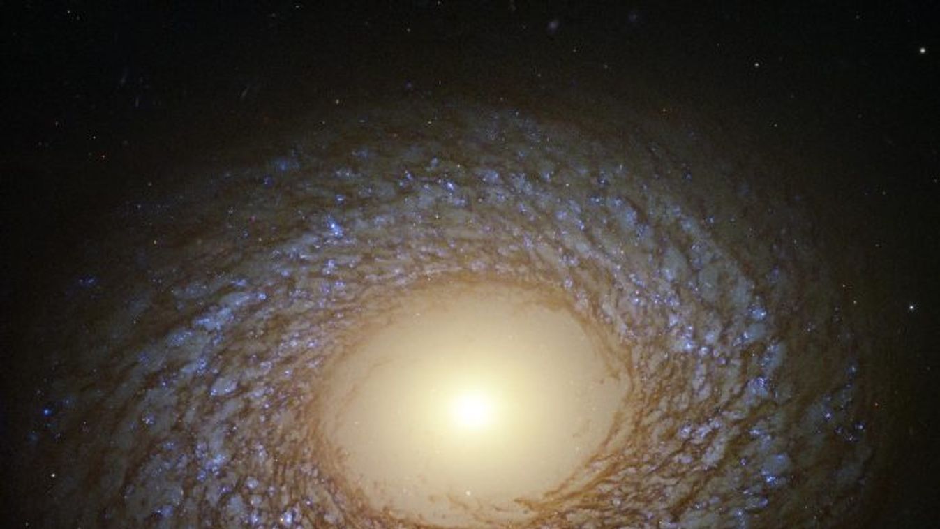 NGC 2775 