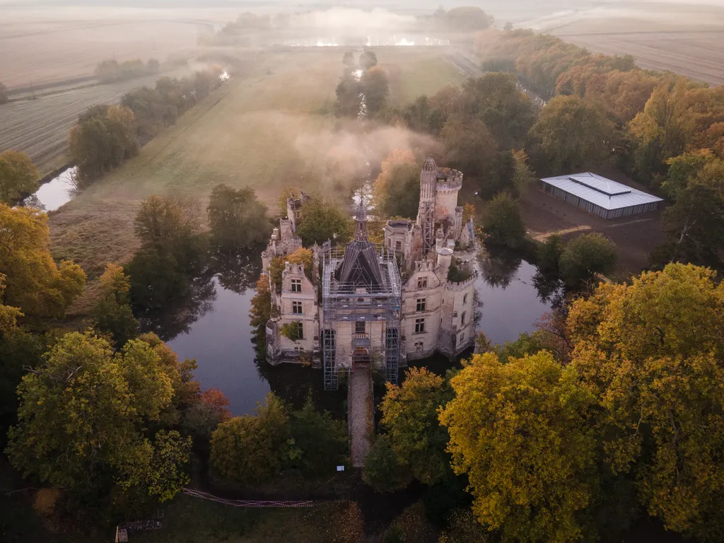 Chateau de la Mothe-Chandeniers 