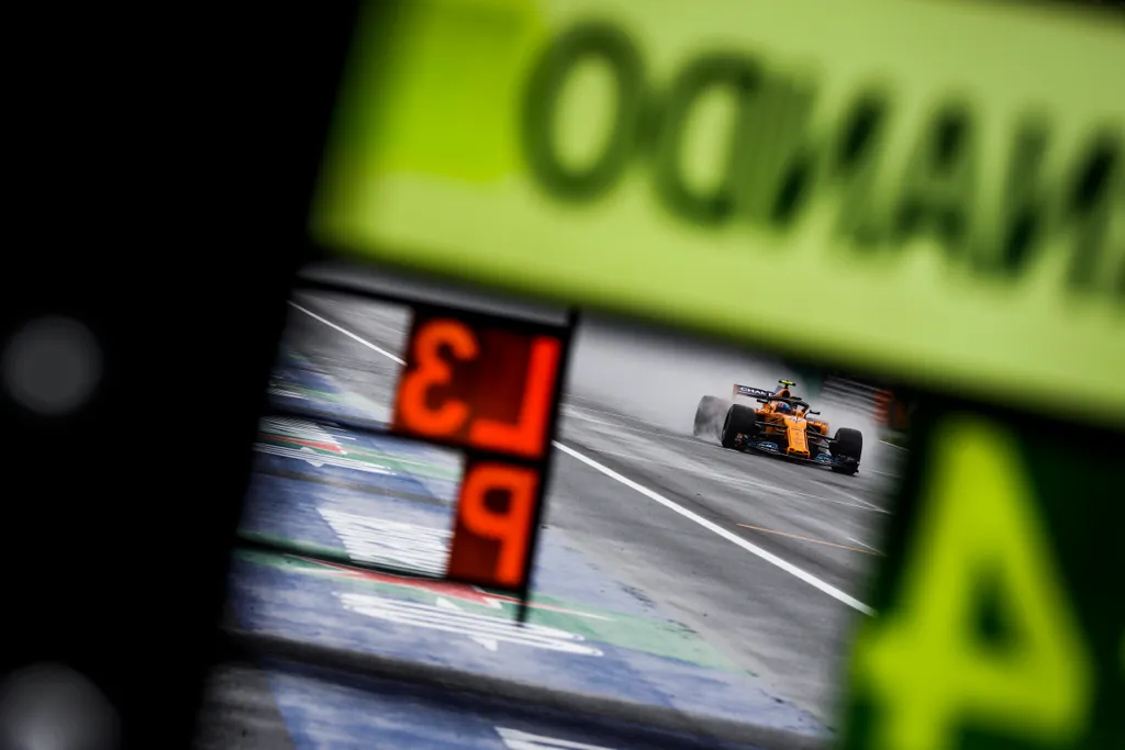A Forma-1-es Olasz Nagydíj pénteki napja, Fernando Alonso, McLaren Racing 