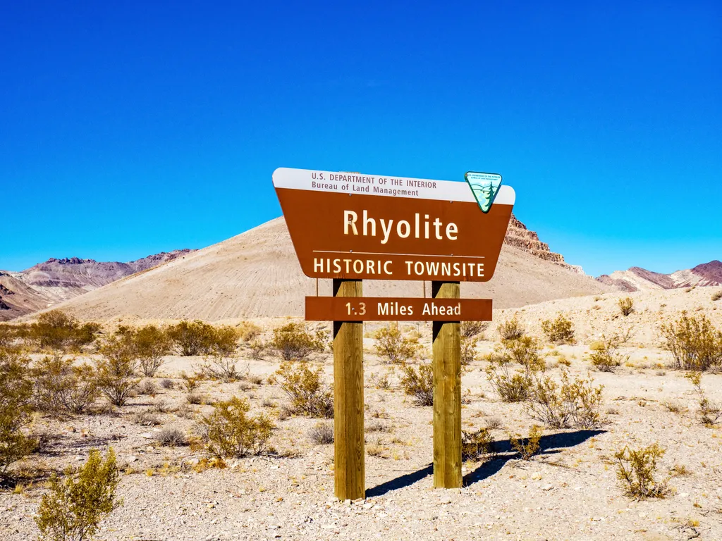Nevada, USA, Rhyolite, Kísértetek, elhagyatott, bányászfalu, 