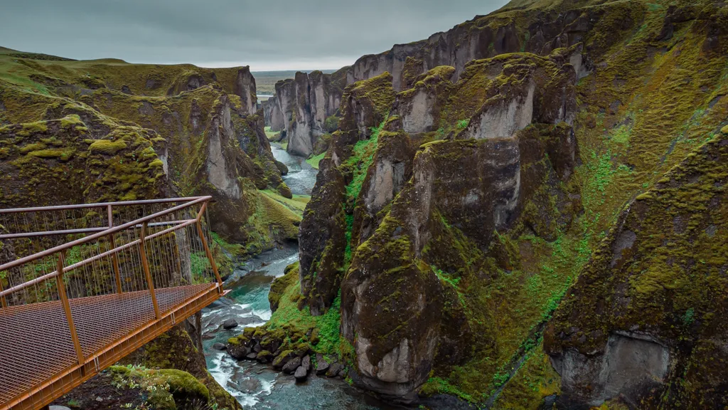 kanyon, fjadrargljufur, izland, izlandi, természet, canyon, folyó, táj, tájkép 